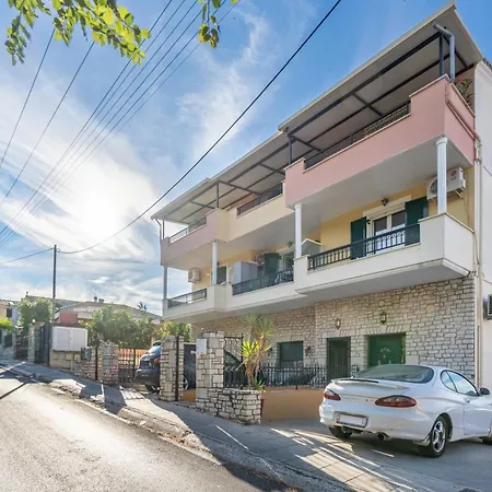 Seaview Portside Apartament